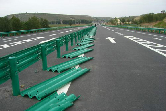 临汾波形护栏的维护与管理确保道路安全的关键步骤